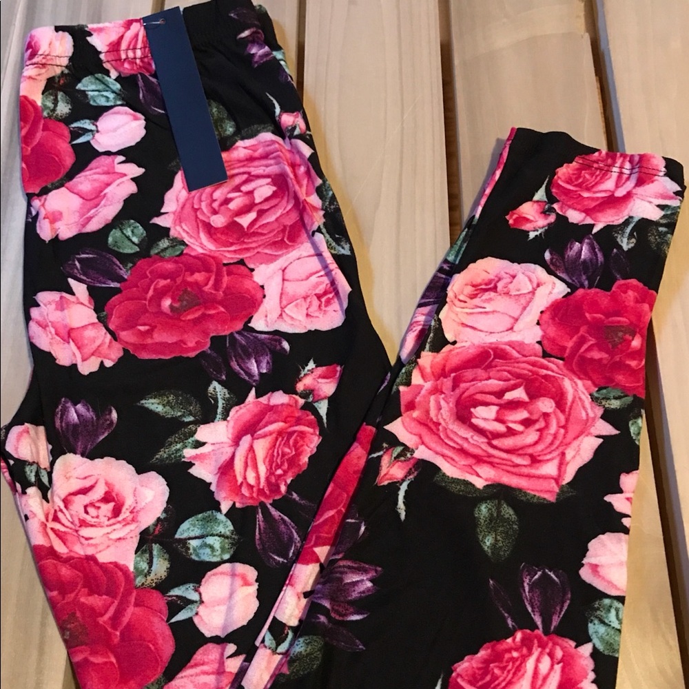 Leggings Rose Floral One Size Buttery Soft NWT